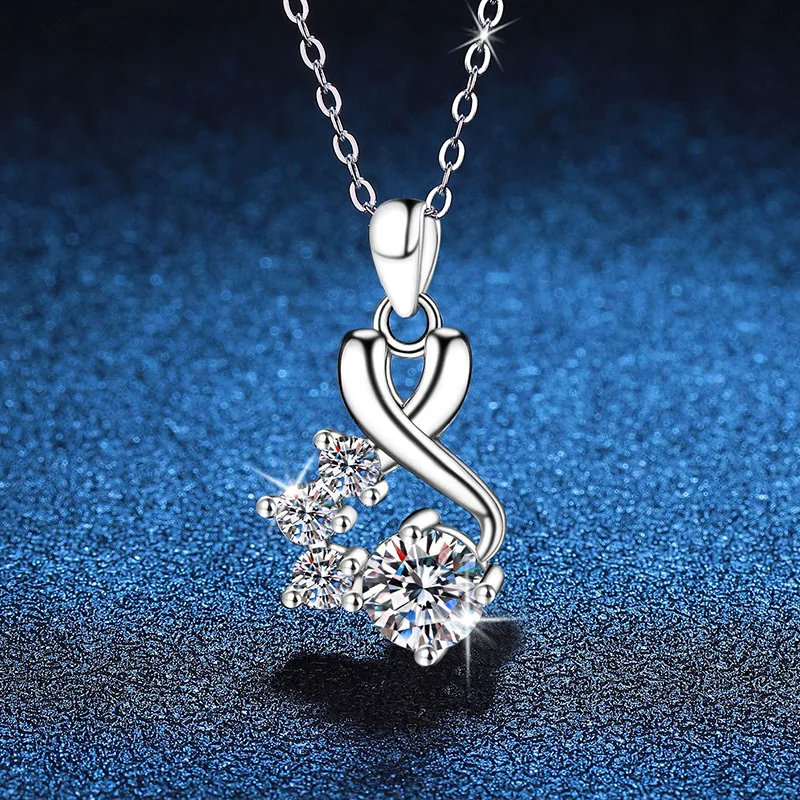 

Hot Selling Platinum PT95018k Gold Necklace Women's Moissanite Pendant, Light Luxury High-end Pendant,1Carat Moissanite Necklace