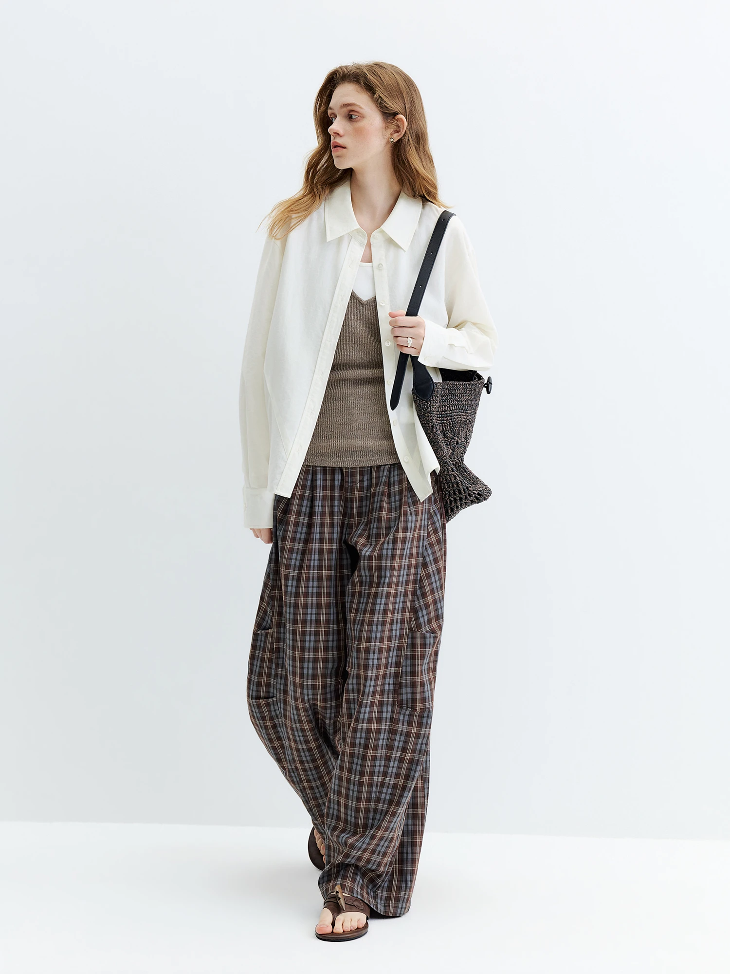 Thumbnail 3 - #36 Cheap Relaxed Fit Casual Pants Worth Buying