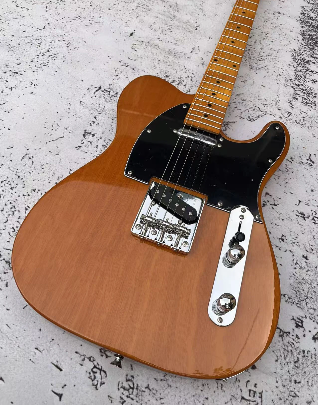 

Высококачественная гитара с кленовым грифом, 6 струн, 22 лада, 2026