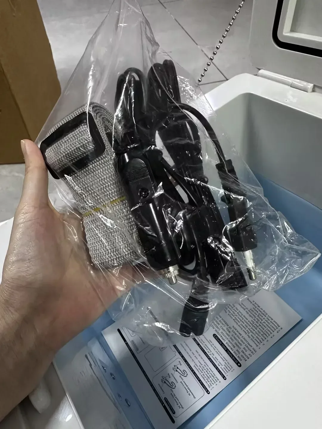 

Прочный автомобильный холодильник 12 л (AC220V/DC12V) для дома и автомобиля, 455x245x295 мм, с цифровым дисплеем и регулировкой температуры