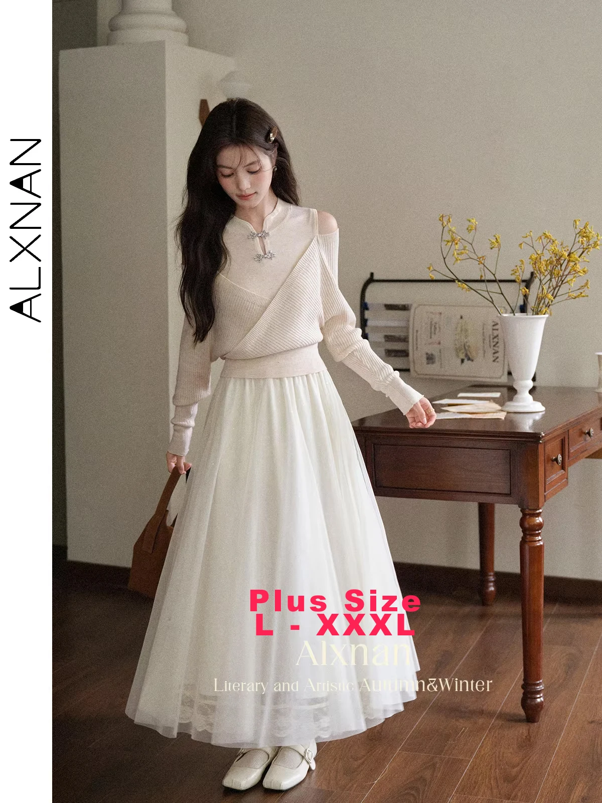 

ALXNAN Plue Size Off-the-shoulder Knitwear Women New Chinese Style Beige Long Sleeve Top Loose-fit Cold-Shoulder Pullover D12717