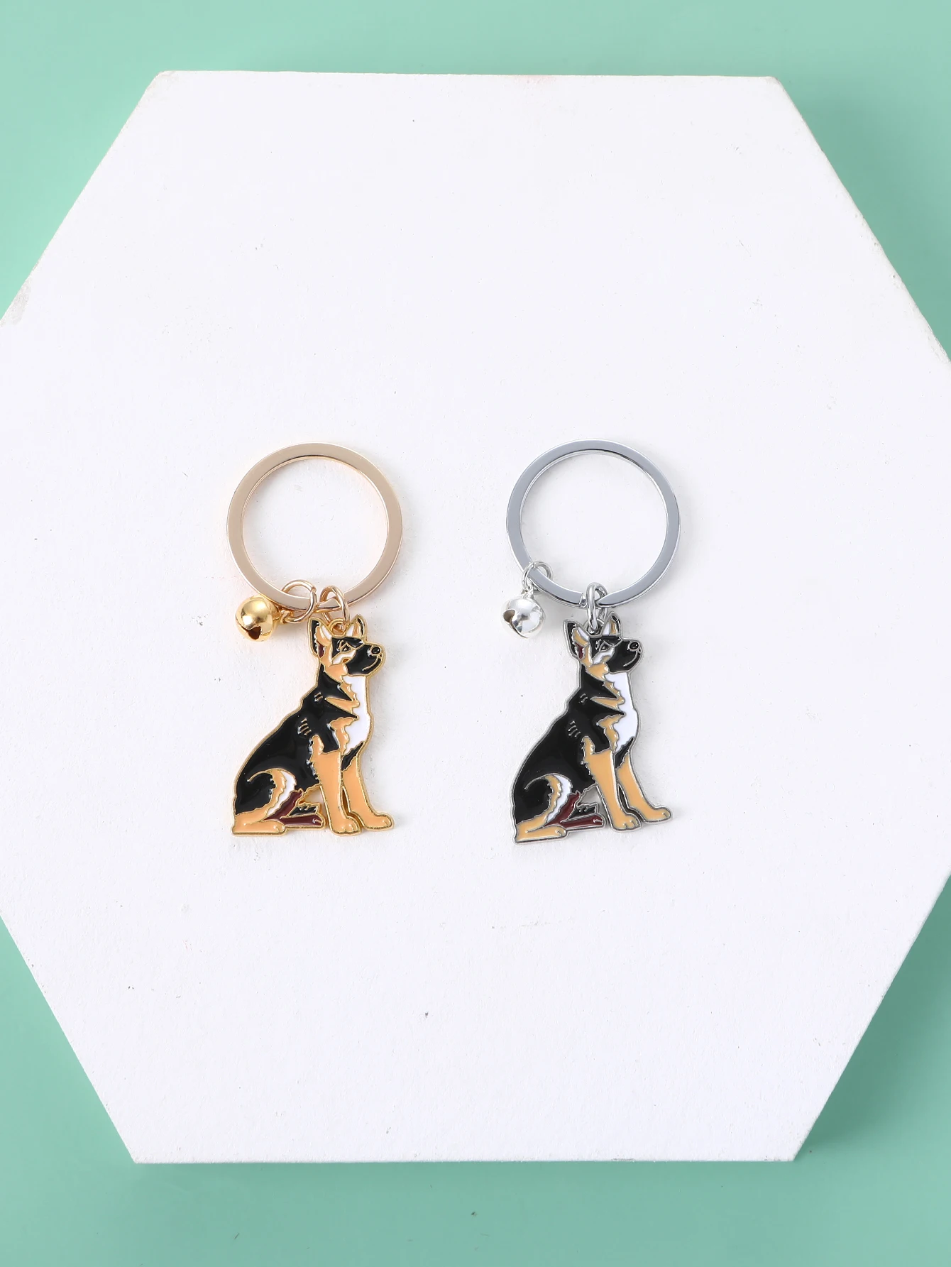 Fashion Pet German shepherd dog Keychain Dog Pendant Animal Bell Enamel Keyring Women Bag Jewelry Girls gifts