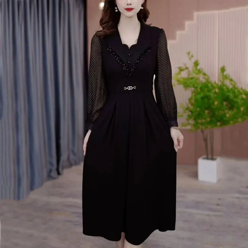 Advanced Fashion Dress with Elegant Cinched Waist Show Western-style Two Medium Long Heavy-duty Dresses Reduction and Vacation