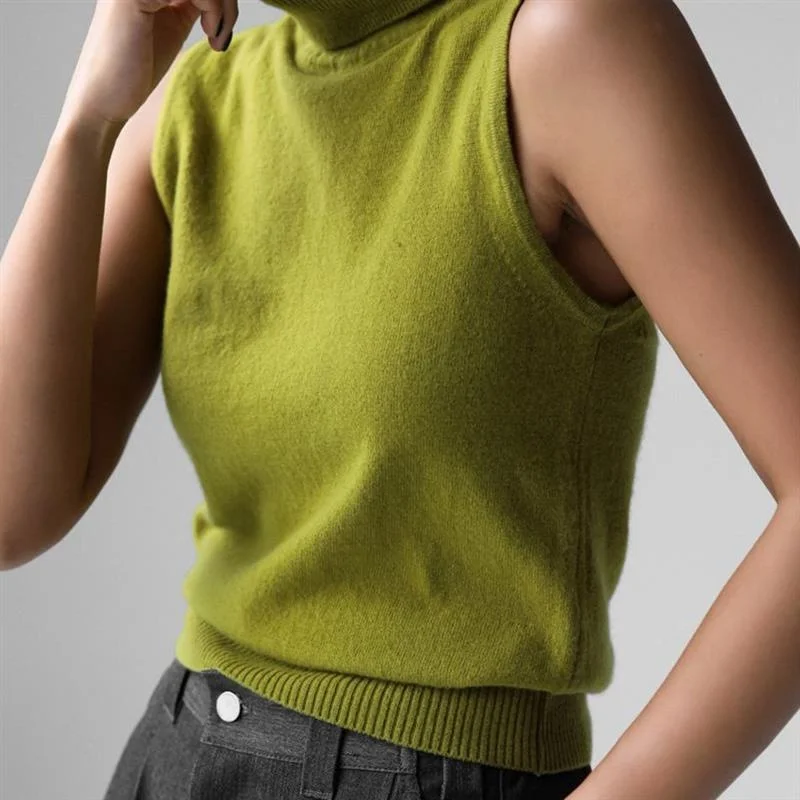 

High Collar Sleeveless Knitted Vest Simple Style Women's Top for Autumn Season Fashionable Commute Style Blend Fabric Knitwear