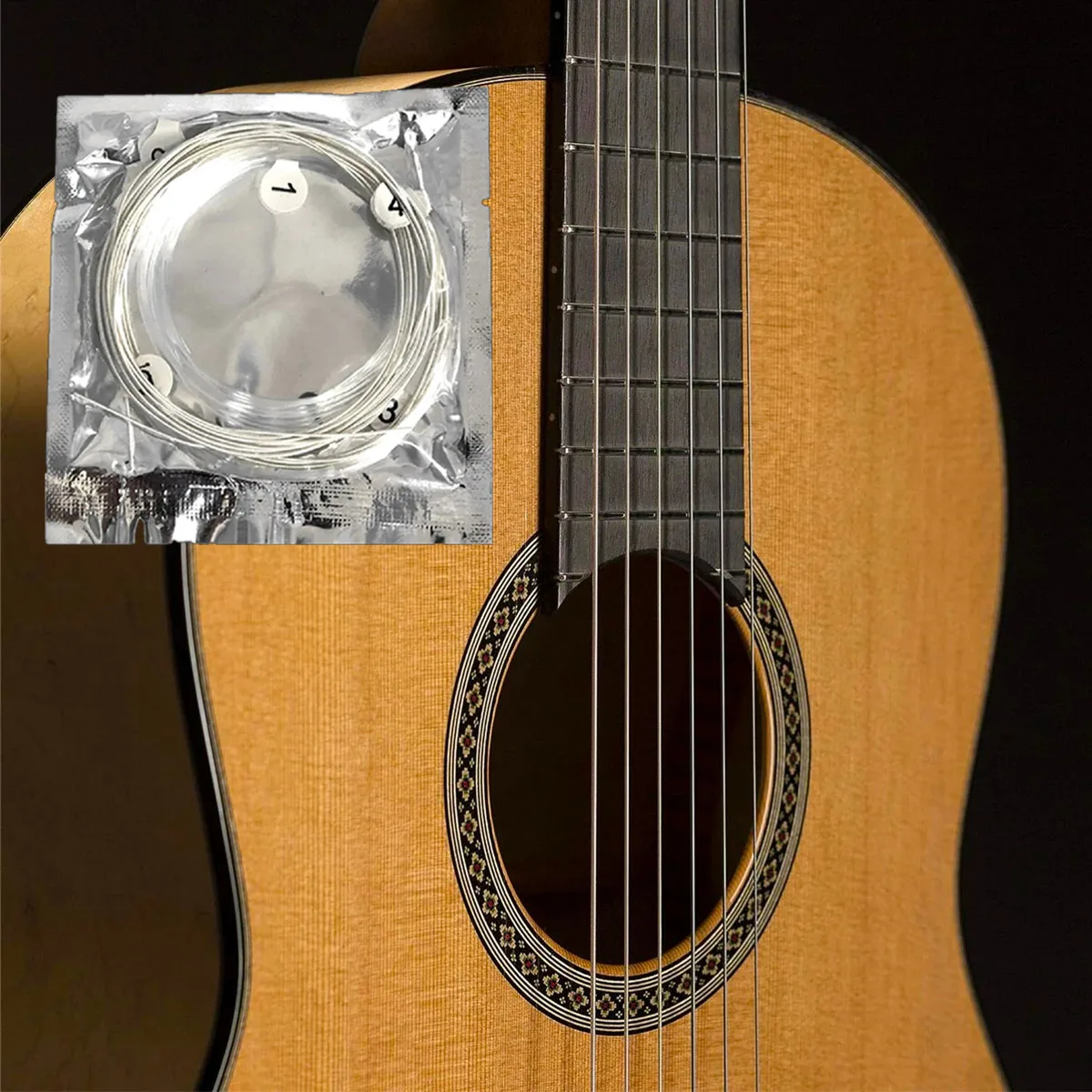 Miwayer - Juego de 6/12 Cuerdas para Guitarra Clásica, Nylon Transparente y Cobre Plateado, Tensión Súper Ligera, Tono Equilibrado