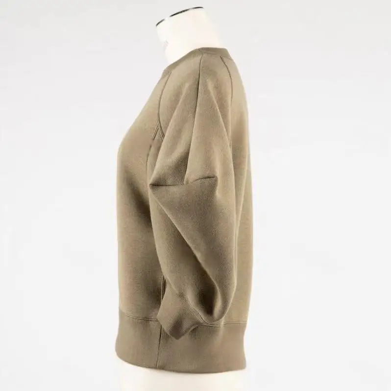 เสื้อสเวตเตอร์ทรงหลวมสไตล์ญี่ปุ่น FOG SACAI รุ่นใหม่ล่าสุดสำหรับฤดูใบไม้ผลิและฤดูร้อน ผ้าสเวตเตอร์เนื้อบับเบิ้ล สีพื้น คอทรงกลม