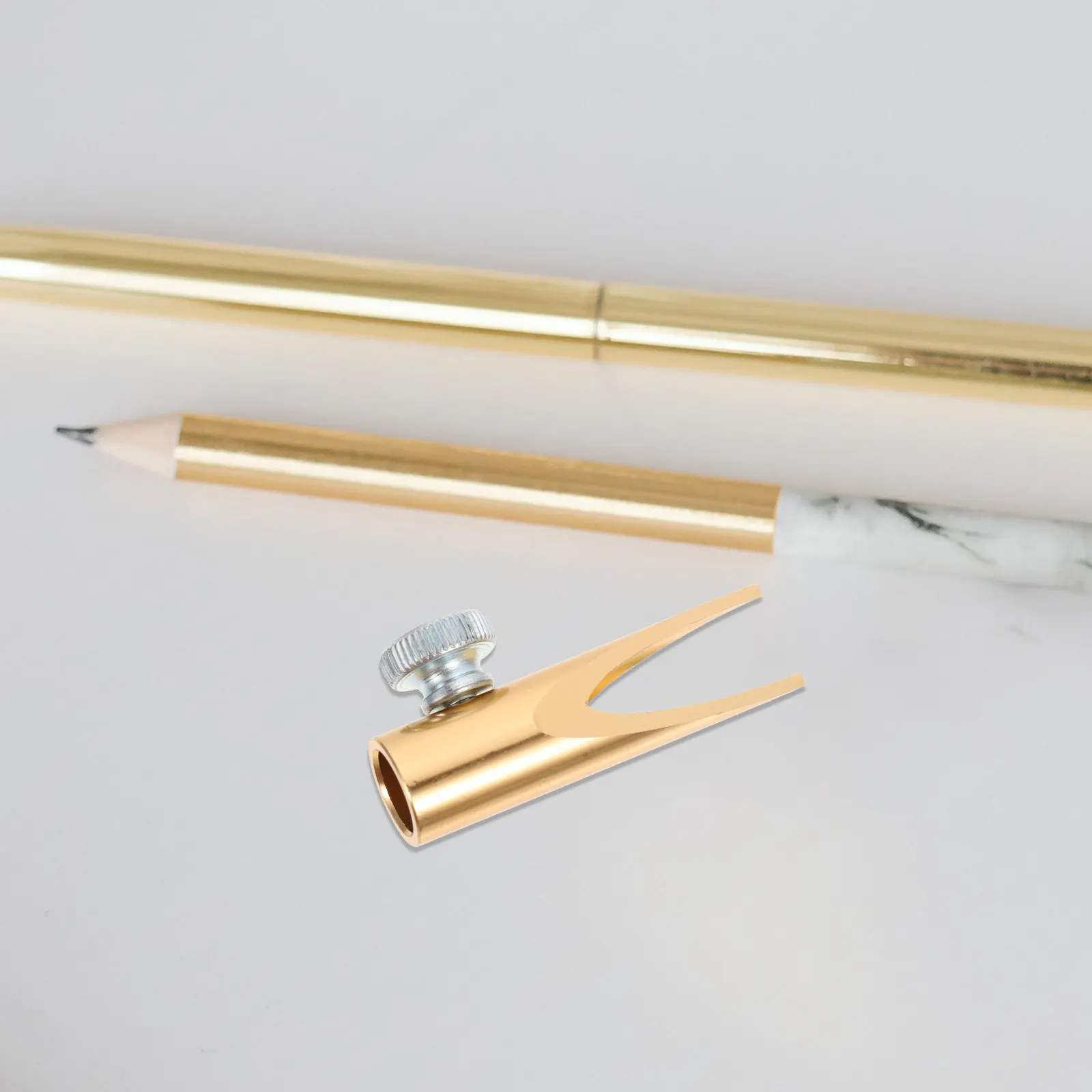 

Компактная точилка для карандашей для бровей, портативная ручная точилка для студентов, инструмент для заточки карандашей с двумя отверстиями