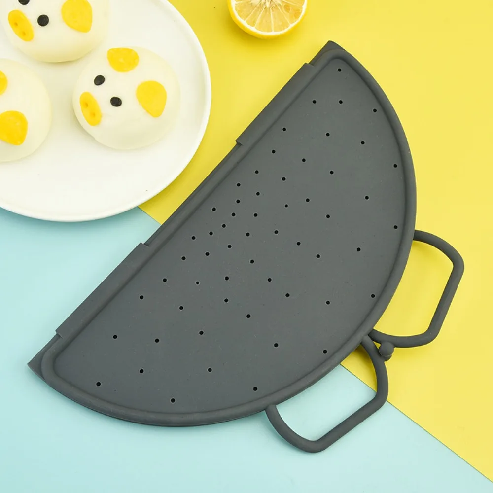 

Multifunctional Silicone Foldable Steamer Basket with Handles Heat Resistant Steaming Rack 12 Inches Drain Rack Wok