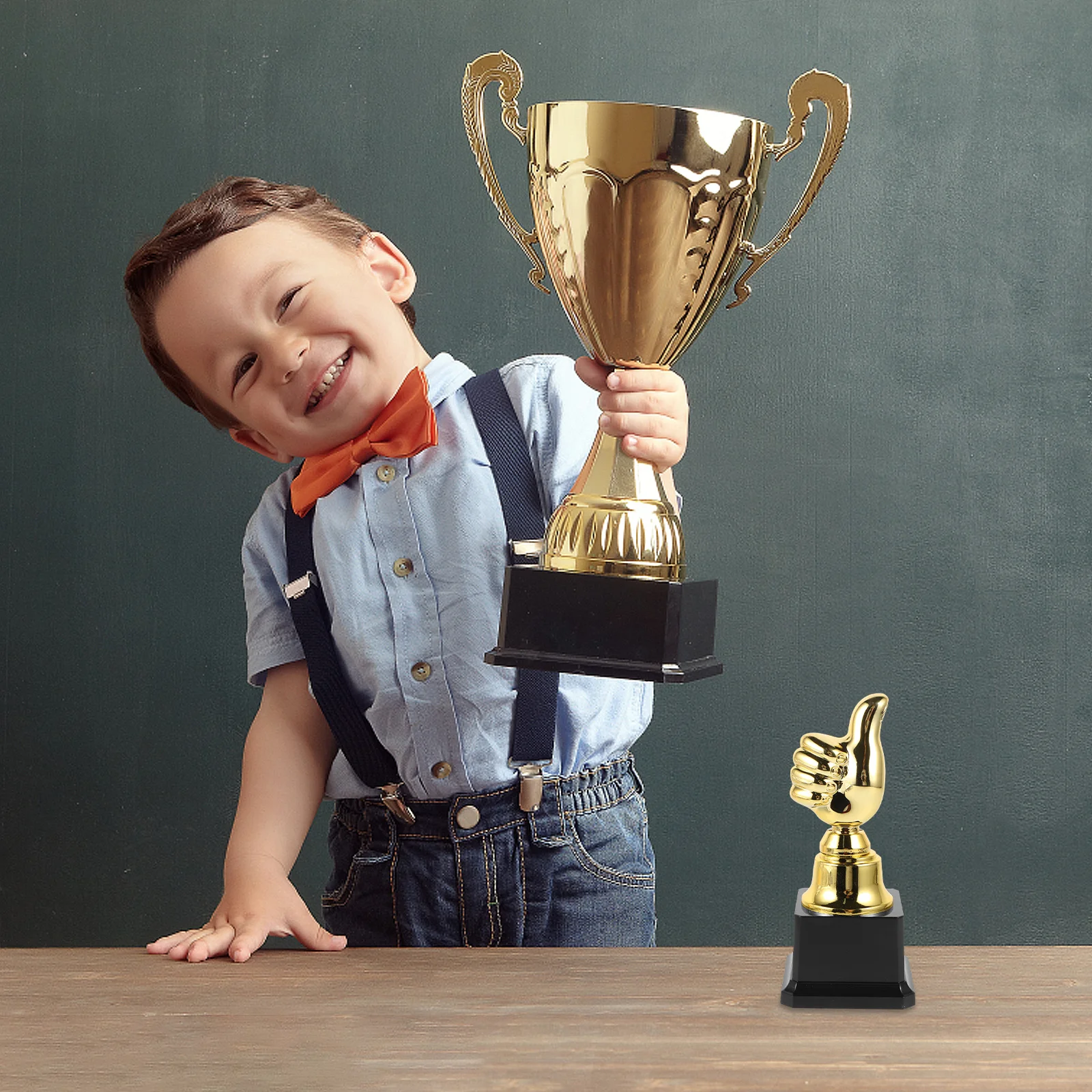 

Plastic Award Thumb Statue Hand Gesture Decorative Celebration Trophy Thumb Shaped Party Trophy Award Desktop Decoration