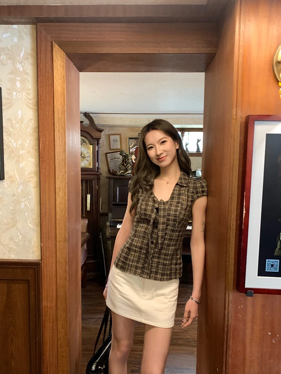 

Женская приталенная рубашка в клетку с V-образным вырезом и коротким рукавом, в деловом стиле, с завязками на талии, Zero Degree Soda Cafe Griselda