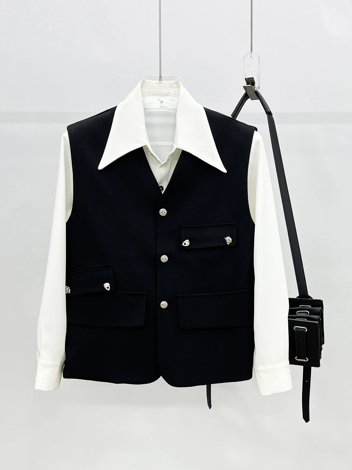 

2025 New Fashion Loose Men's Vest Design Trendy Shoulder Pad Wide Leg Pants High-End Sensation Versatile Polyester Fiber