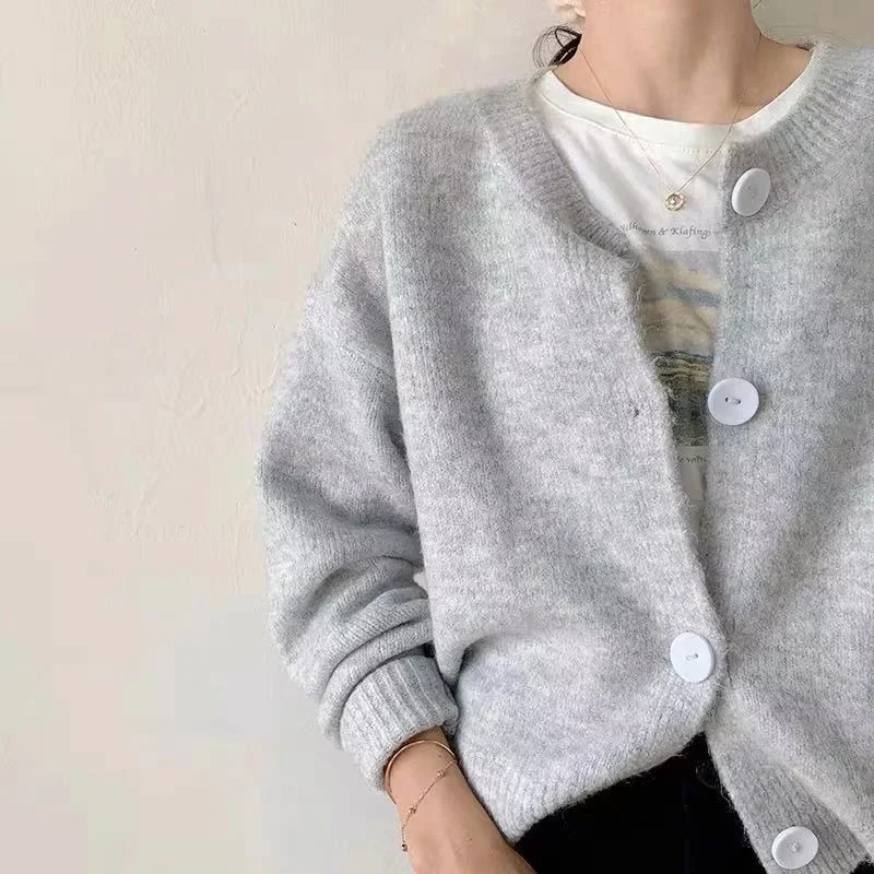 Autumn and Winter  New Avocado Green Cardigan Sweater Coat Women's Knitted Short Retro Outer Wear Gentle Top