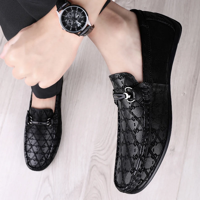 2022 New Black Loafers Men\'s Leather High Quality Designer Men\'s Shoes Leather Shoes Soft Sole Comfortable Casual Shoes Moccasin