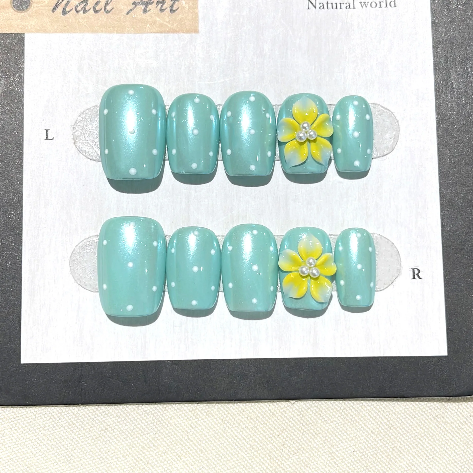10PCS Original Handcrafted Mint Green Cat Eye Press On Nails, 3D Flower White Polka Dot Fake Nails For Women Nail Art