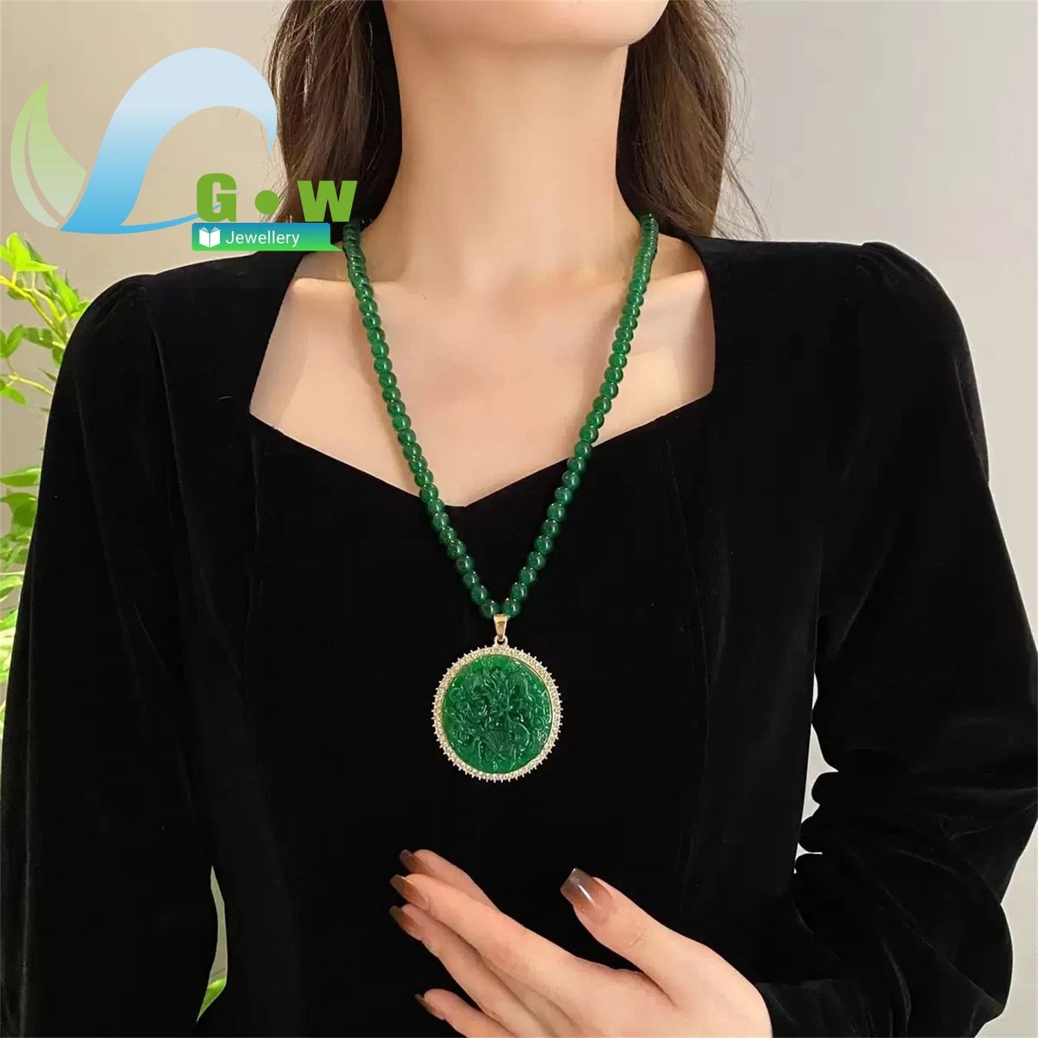 

Новый китайский стиль, элитная цепочка для свитера, осень-зима, универсальное элегантное ожерелье, аксессуар, зеленый кулон Ruyi, одежда, ювелирные изделия