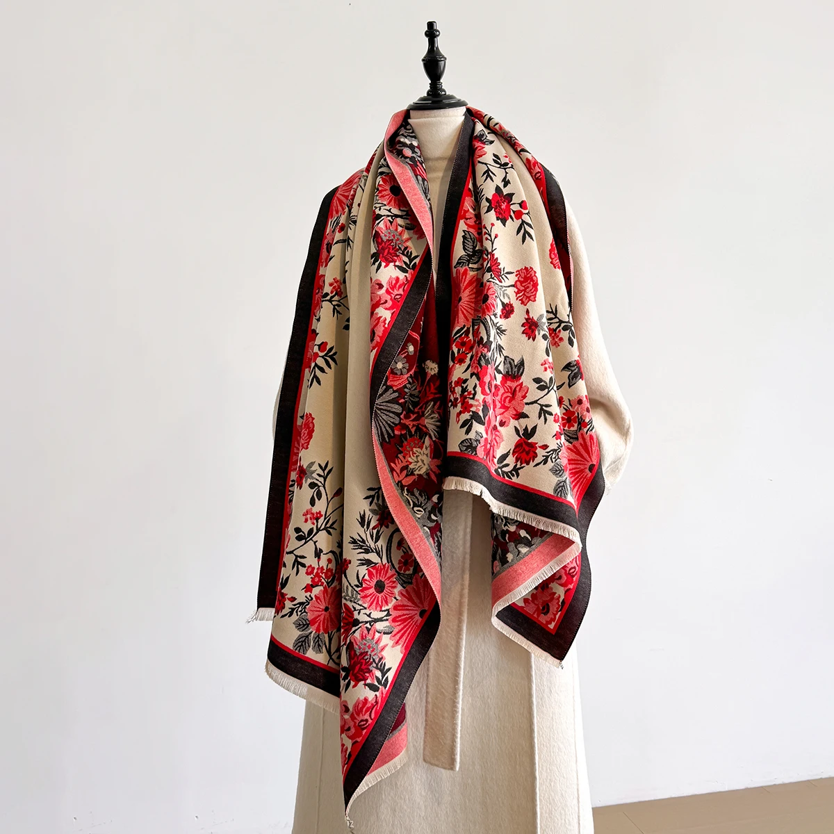 Brand Fashion Damen-Winterschal aus warmem Kaschmir – Pashmina-Schal mit Blumenmuster, dicker Schal, Wickel- und Poncho – Detail 13