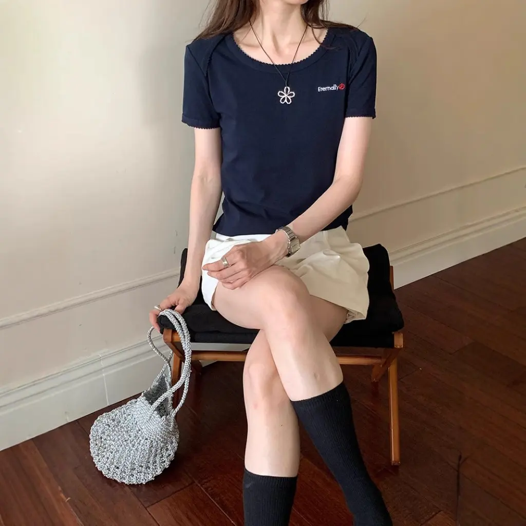 

Weisong женская футболка с короткими рукавами в корейском стиле, облегающий повседневный топ с круглым вырезом, универсальный летний новый правый плечо