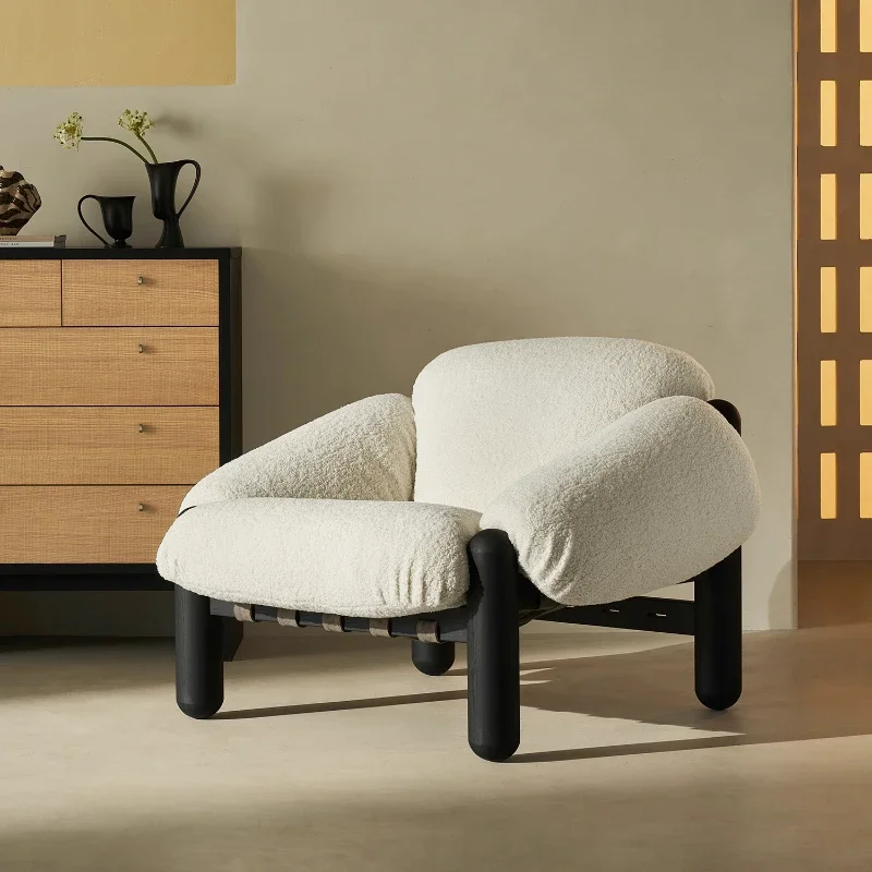 Cloud Lamb Fleece Leisure Chair | North American imported white oak skeleton supports lazy time, fluffy seat cushion creates