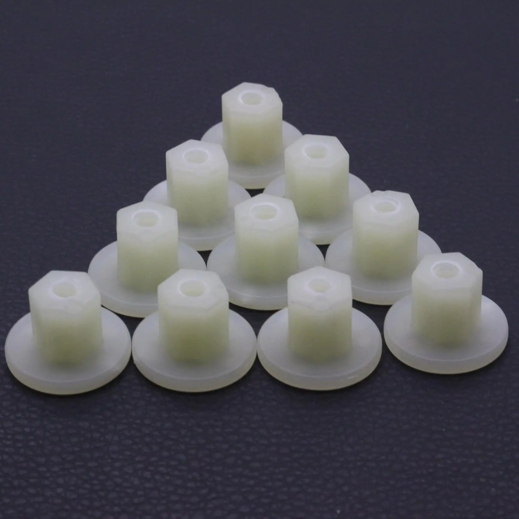 

10 Pcs Bumper Deflector Flange Nut For Buick Verano 2014-2017, Cadillac ATS 2014-2018, Chevrolet Malibu 2014-2018 | 11547637