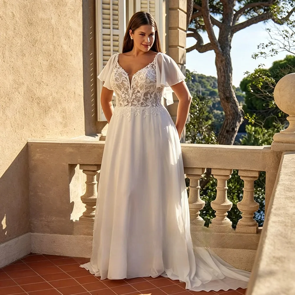 Boho Plus Size Wedding Dresses for Bride Short Sleeves V Neck See Through Applique Sweep Train Bridal Gown vestido de novia