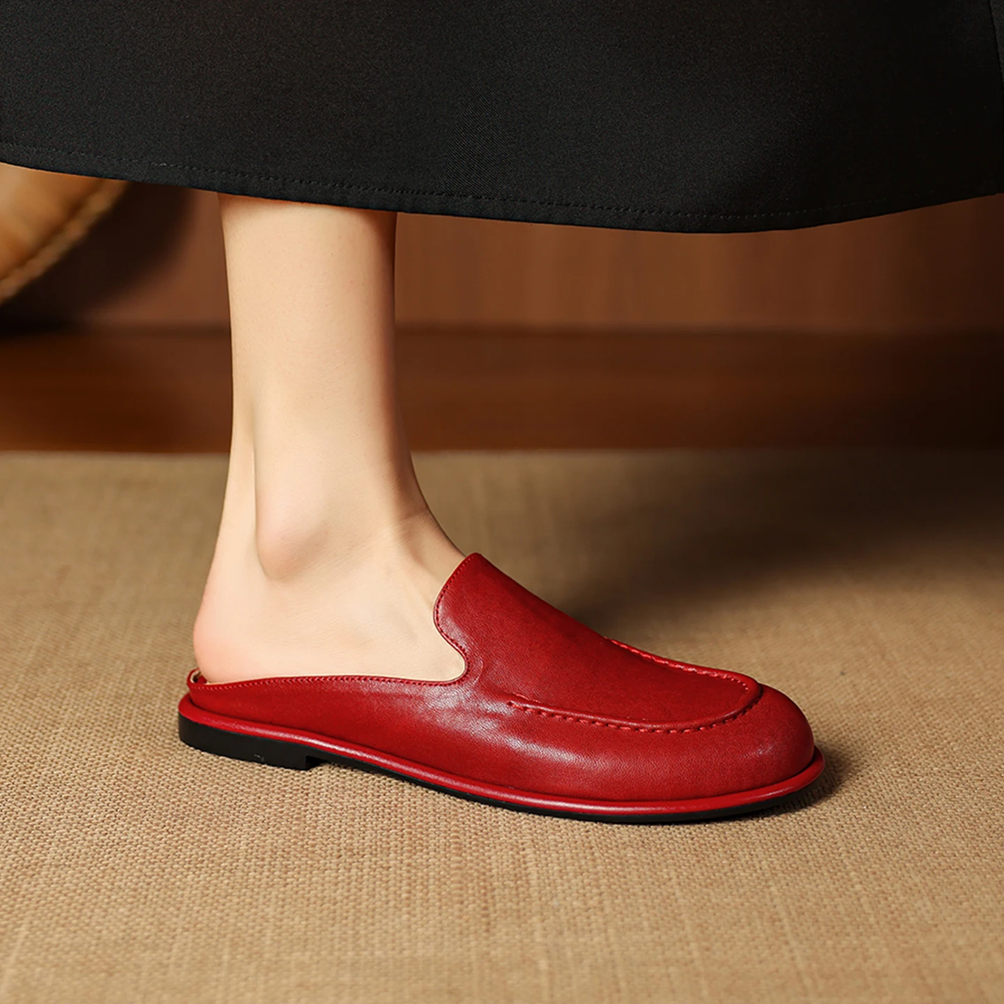 

Genuine Leather Sheepskin Women Mules,1.5cm Low Block Heels Slippers, Fashion Slip-on Womens Shoes