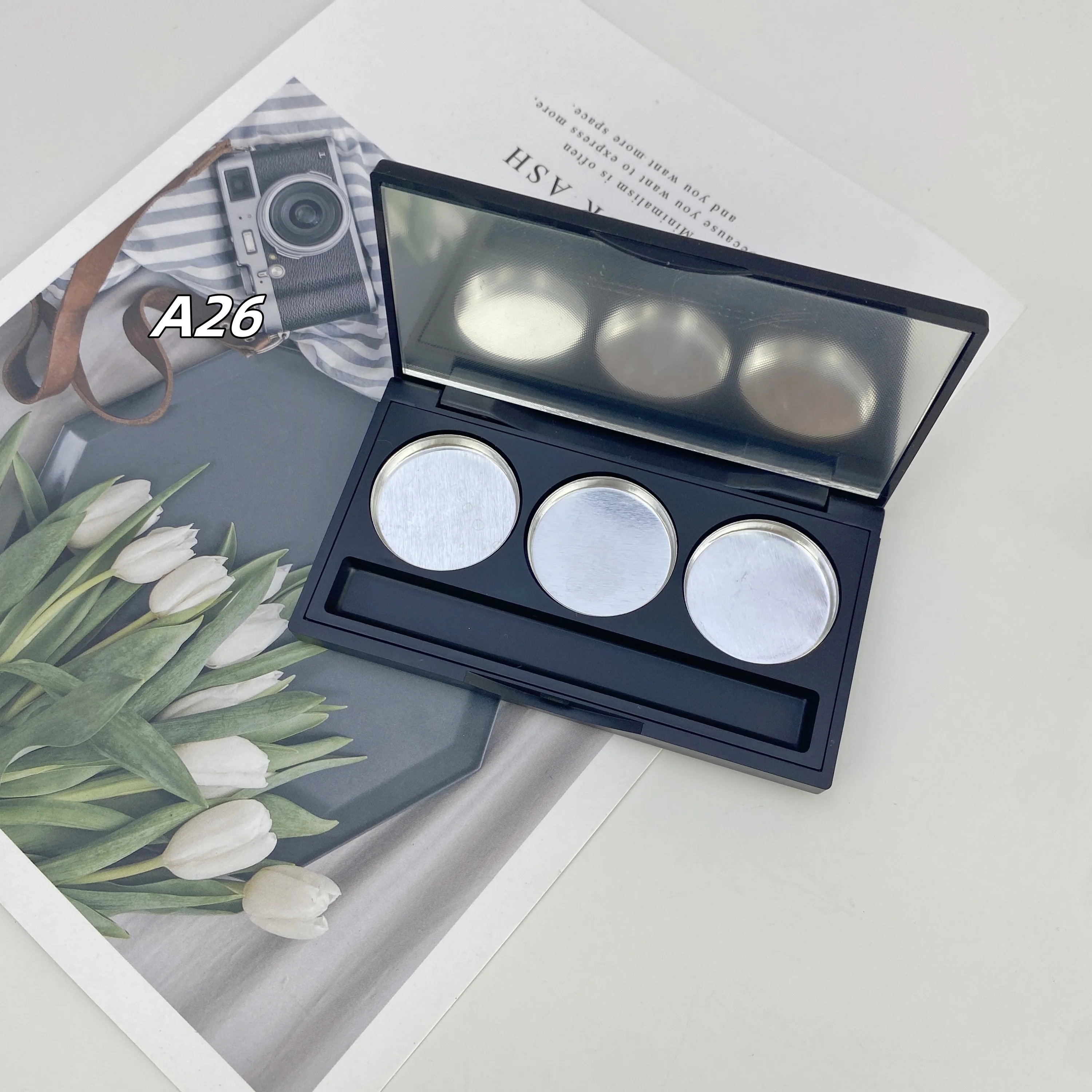 Matte อายแชโดว์สีดําลิปสติก Palette DIY Pressable ถาดที่ว่างเปล่ากรณี 26 มม.อายแชโดว์เปลี่ยนกรณี Self ASSEMBLY