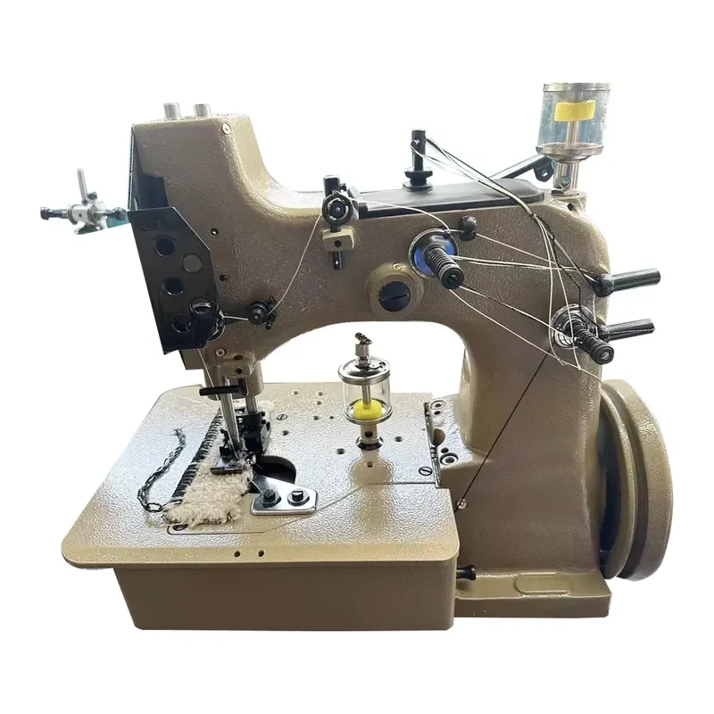 QK-GN20-2 Hot Sale 2 Threads 3 Threads Servo Motor Cotton Blanket Carpet Overlock Sewing Machine