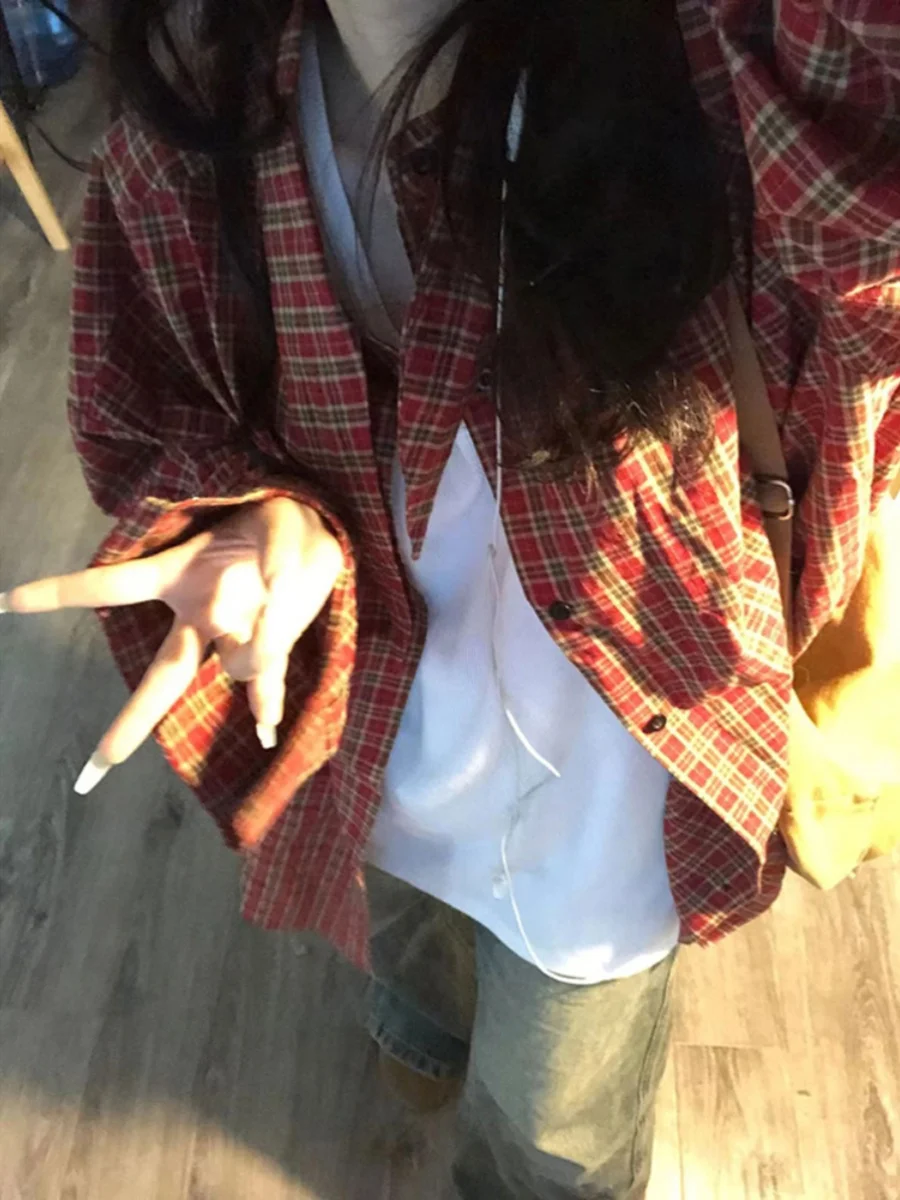 American vintage Red Plaid Long sleeve Shirts Women Spring and Autumn Loose Oversize Idle Sle All-Matching Cardigan Outerwear