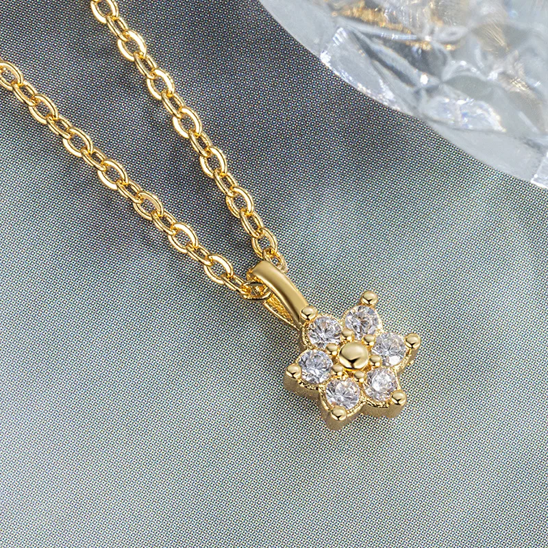 Korean Fashion Zircon Flower Necklace High-end Feel Gold Color 925 Clavicle Chain Versatile Daily Gift for Girlfriend Necklaces