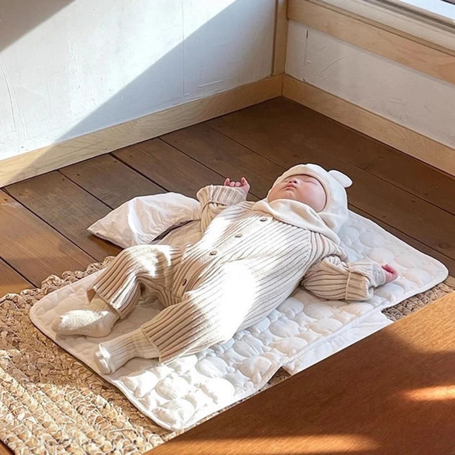 Foldable Baby Diaper Changing Pad Waterproof Newborn Diaper Pad Portable Toddler Changing Table Durable Baby Diaper Sheet