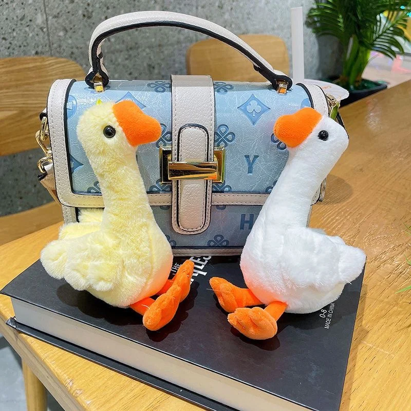 Soft Plush Duck Keychain Adorable Animal Keyring Bag Purse Accessory Stuffed Cartoon Duckling Bag Charm Gift for Ladies