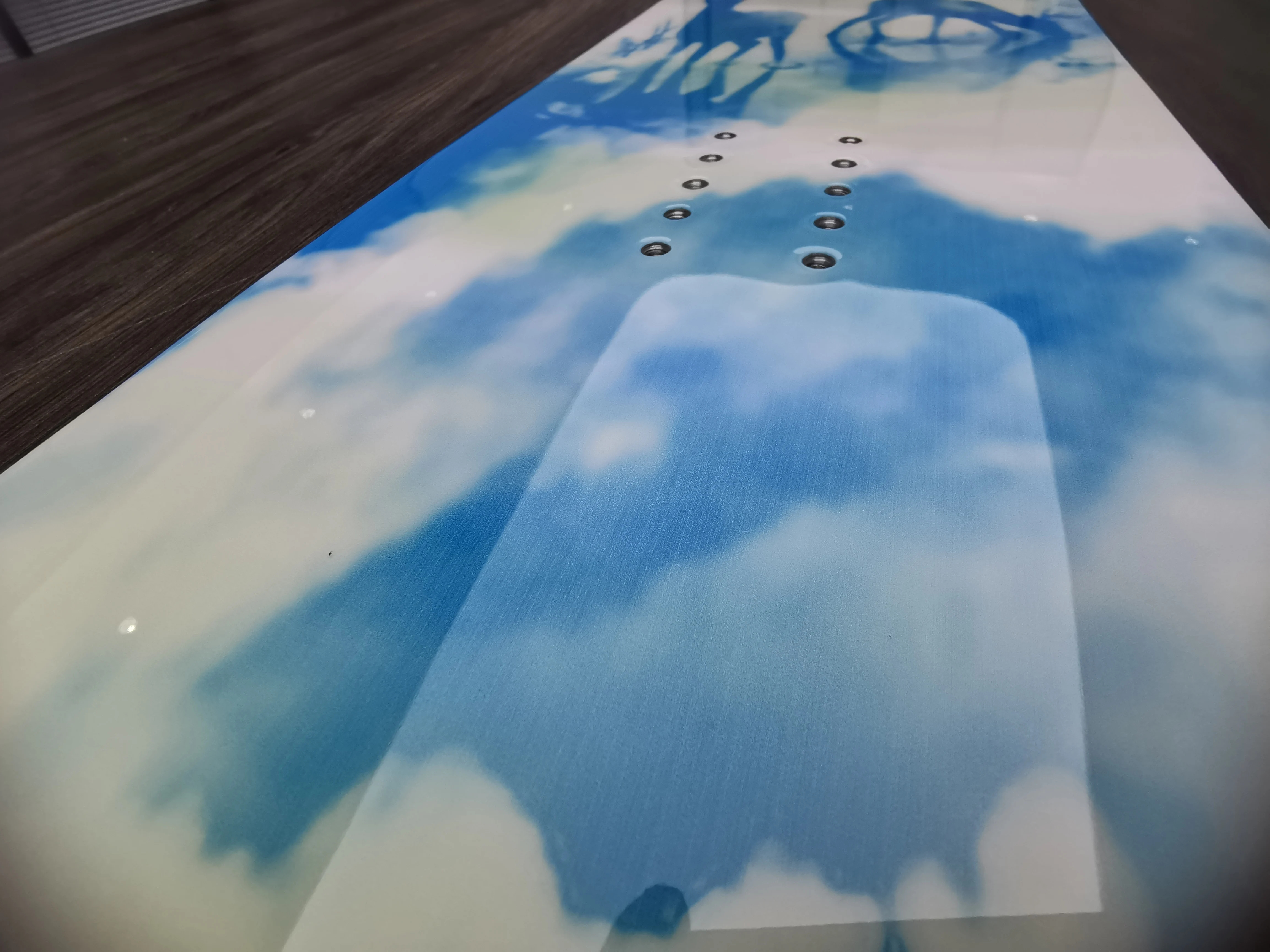 لوح تزلج عالي الأداء للبالغين على الجليد بالكامل بتصميم مخصص على الجليد المنحني #3