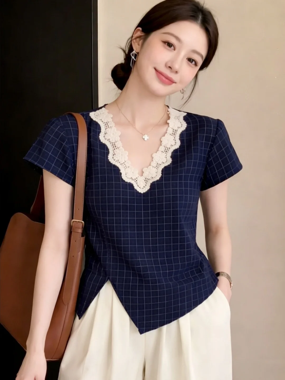 

Korean Style V-Neck Lace Patchwork Plaid Shirt Short Sleeve Summer Slimming Elegant Commuter Style Women's Top Poetic Lin