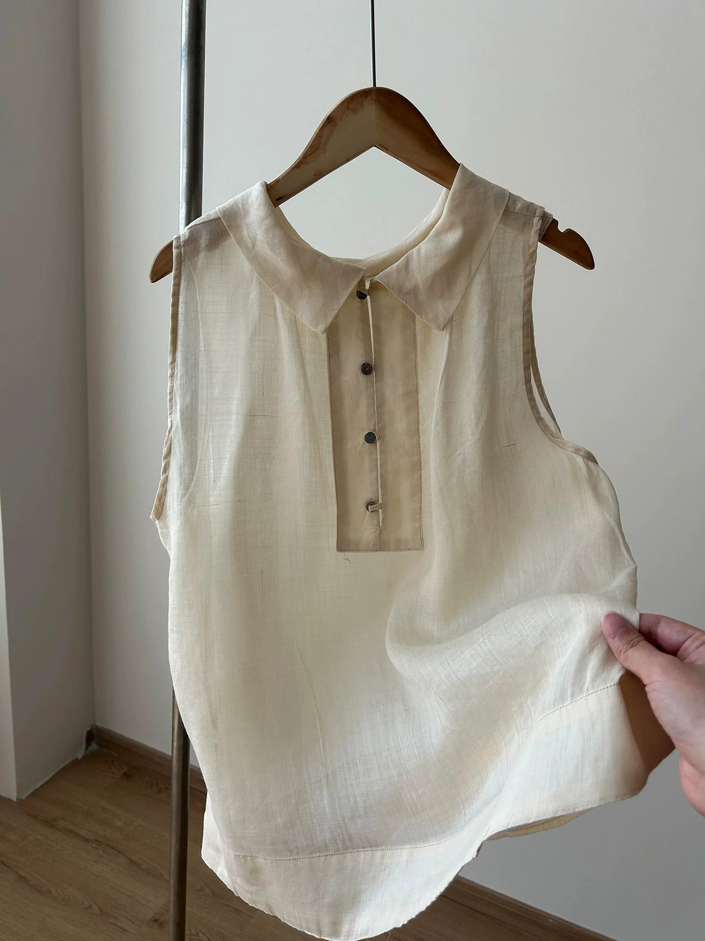 Csa Sem Mangas Casual Solta em Cor Sólida para Mulheres, Design de Verão com Ombros à Mostra, Estilo de Trabalho, Versão C...