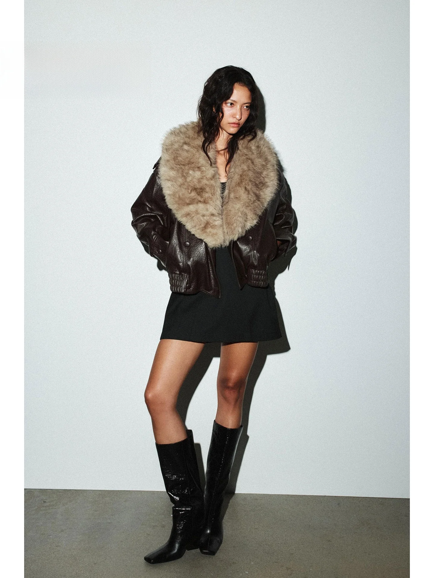 

ZAPRHA Unique Faionable Leather Jaet Women's Detachable Collar ort Outerwear Casual Sle Winter New Arrival