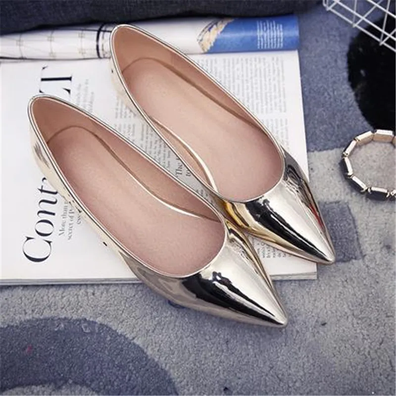 Fashion women toe pointed shallow mouth japanned leather flat heel flat gold single shoes small yards plus size women's shoes