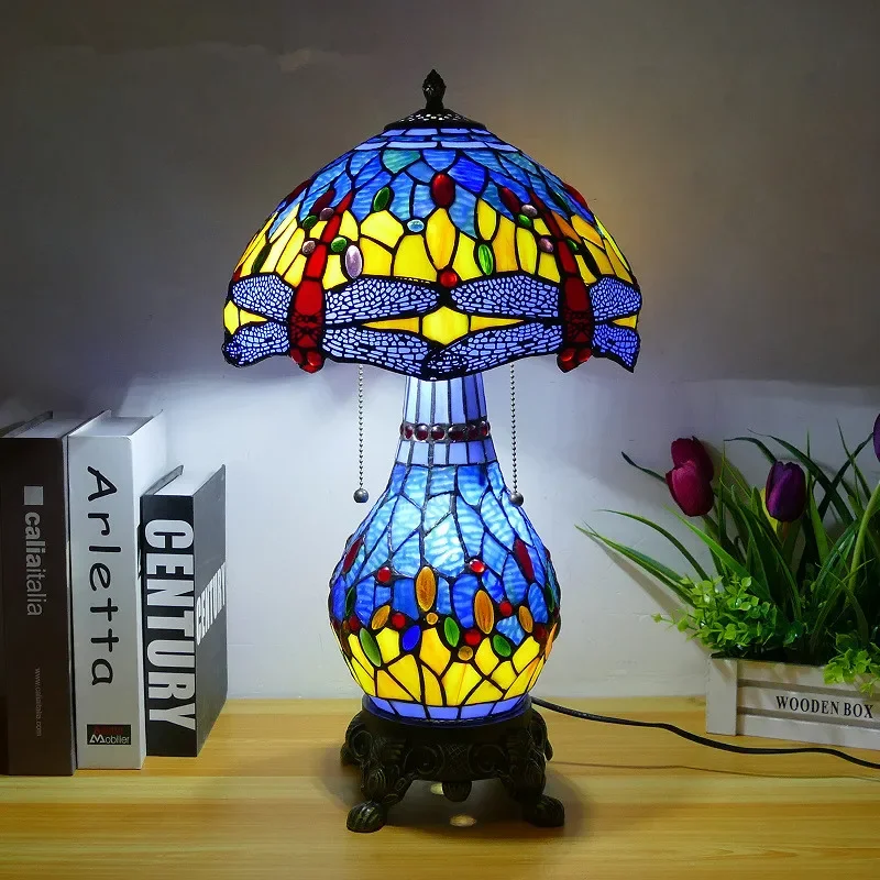 DEBBY lampa stołowa Tiffany amerykański Retro salon lampka do sypialni luksusowej willi hotelowej witrażowej lampy szklane biurko