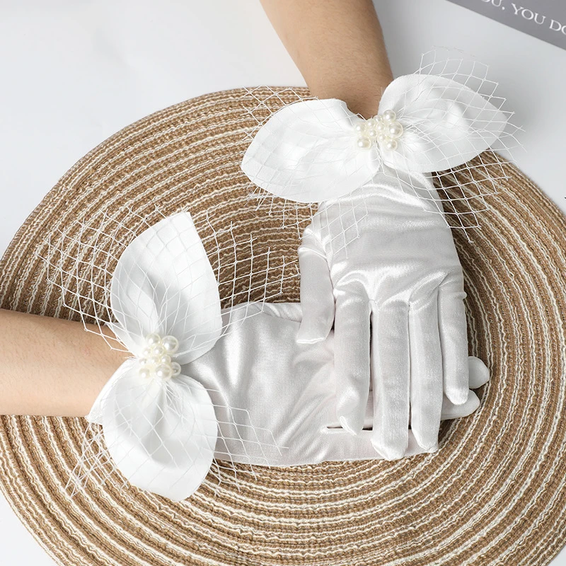 Women Gold Velvet Satin Bow Retro Luxury Style Pearl Decoration Elegant Bridal Wedding Gloves Party Prom Accessories Etiquette