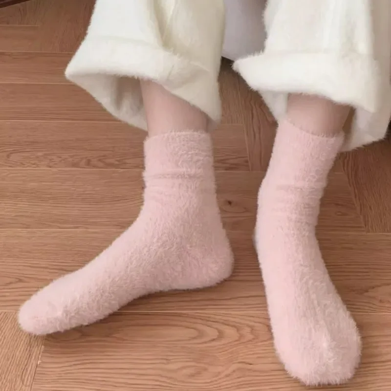 Winter Women Mink Velvet Socks Harajuku Thicken Plush Soft Warm Middle Tube Sock Elastic Home Sleep Thermal Floor Fluffy Sock