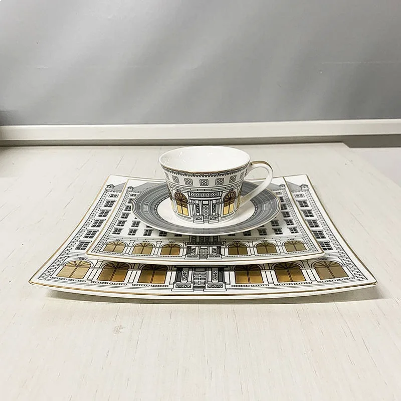 Neuschwanstein Castle Bone China Coffee Cup Square Plate European Gold Roman Building Teaware Model Home Display Tea Cup Gift