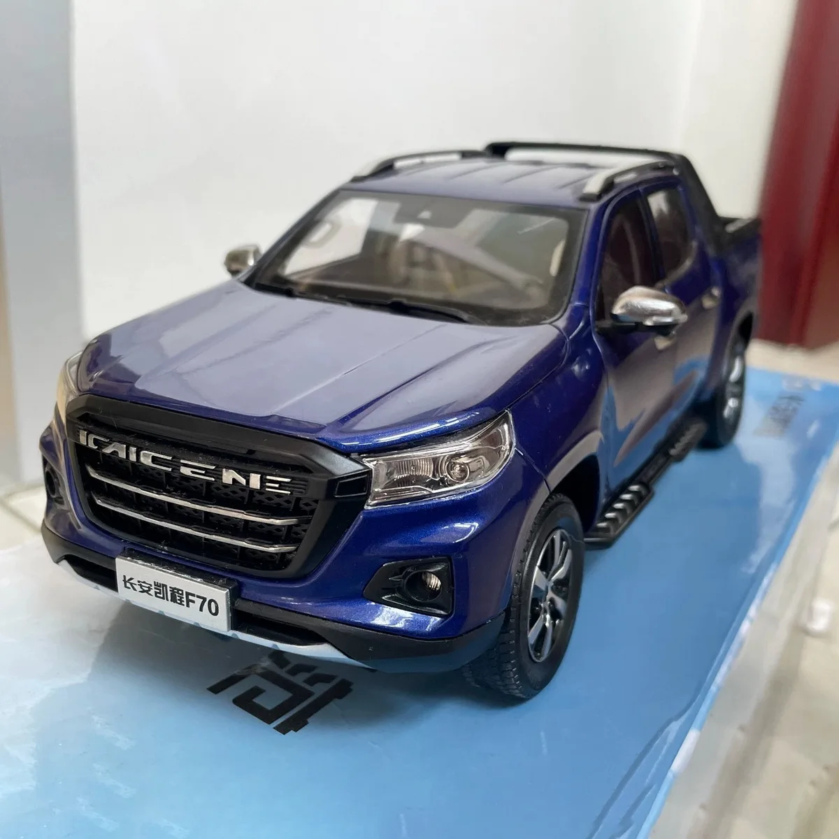 Modèle de voiture de simulation en alliage KAICENE F70, décoration de camionnette de chasseur CCAG, réplique en métal moulé sous pression, collection adulte, cadeau, 1: 18