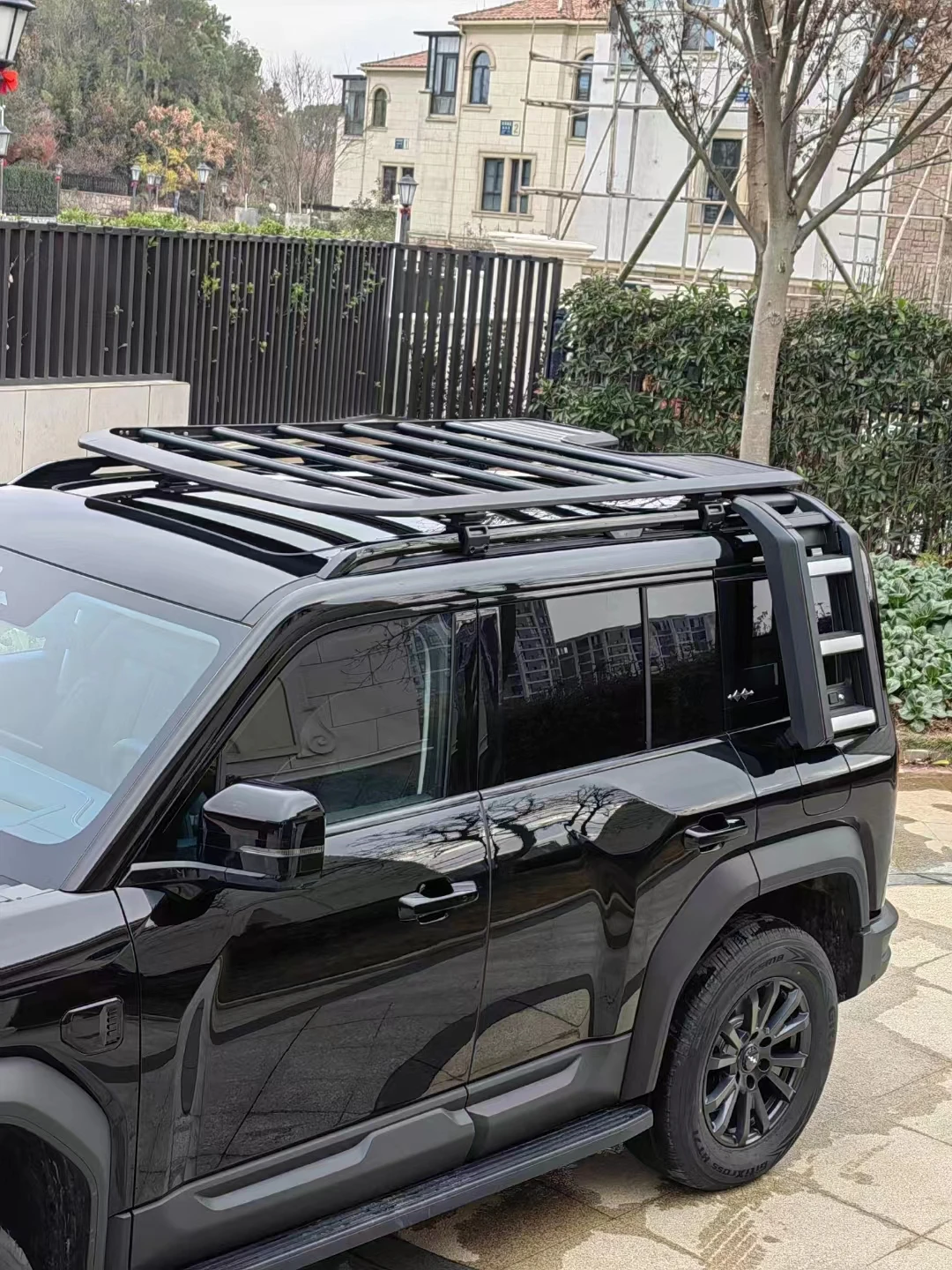 New Design 4x4 Off Road Aluminum Foldable Roof Side Ladder for BYD Leopard5 LADDER 2023