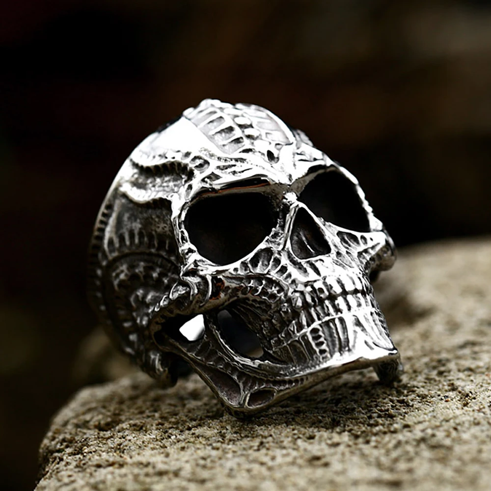 Gothic New Alien Skull Ring For Men 316L Stainless Steel Punk Motorcycle Biker Ring Male Fashion Party Jewelry Gifts Wholesale