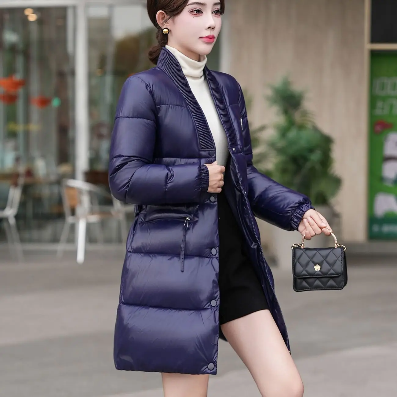 冬のファッションウエストコットンコート女性2025ミッドロングパファーコートジッパーポケットオーバーコートパーカー女性ダウンコットンジャケット