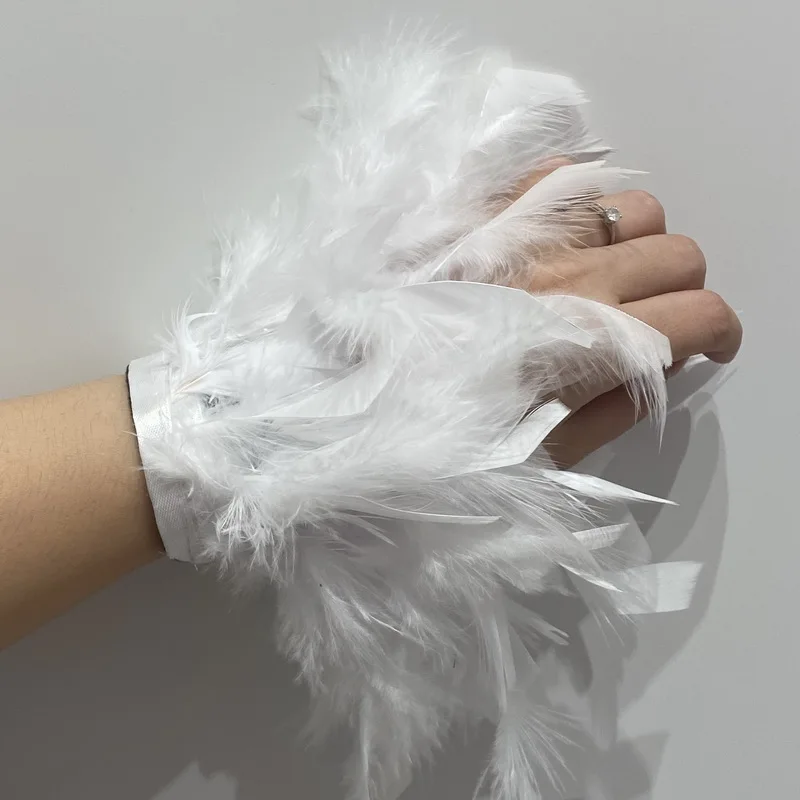 Fashion Feather Cuffs For Women Bracelet Plume Sexy Handcuffs ostrich Feather Cuffs Manicure hand photo cuffs Anklet Bracelet