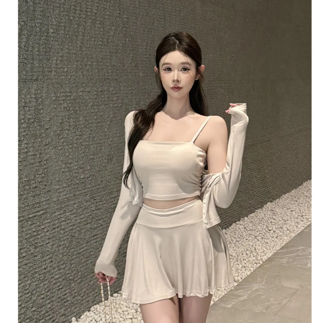 Conjunto de camiseta de proteção solar Pure Desire Sle feminino com almofada no peito Colete evasê Cardigan Outerwear e saia guarda-chuva