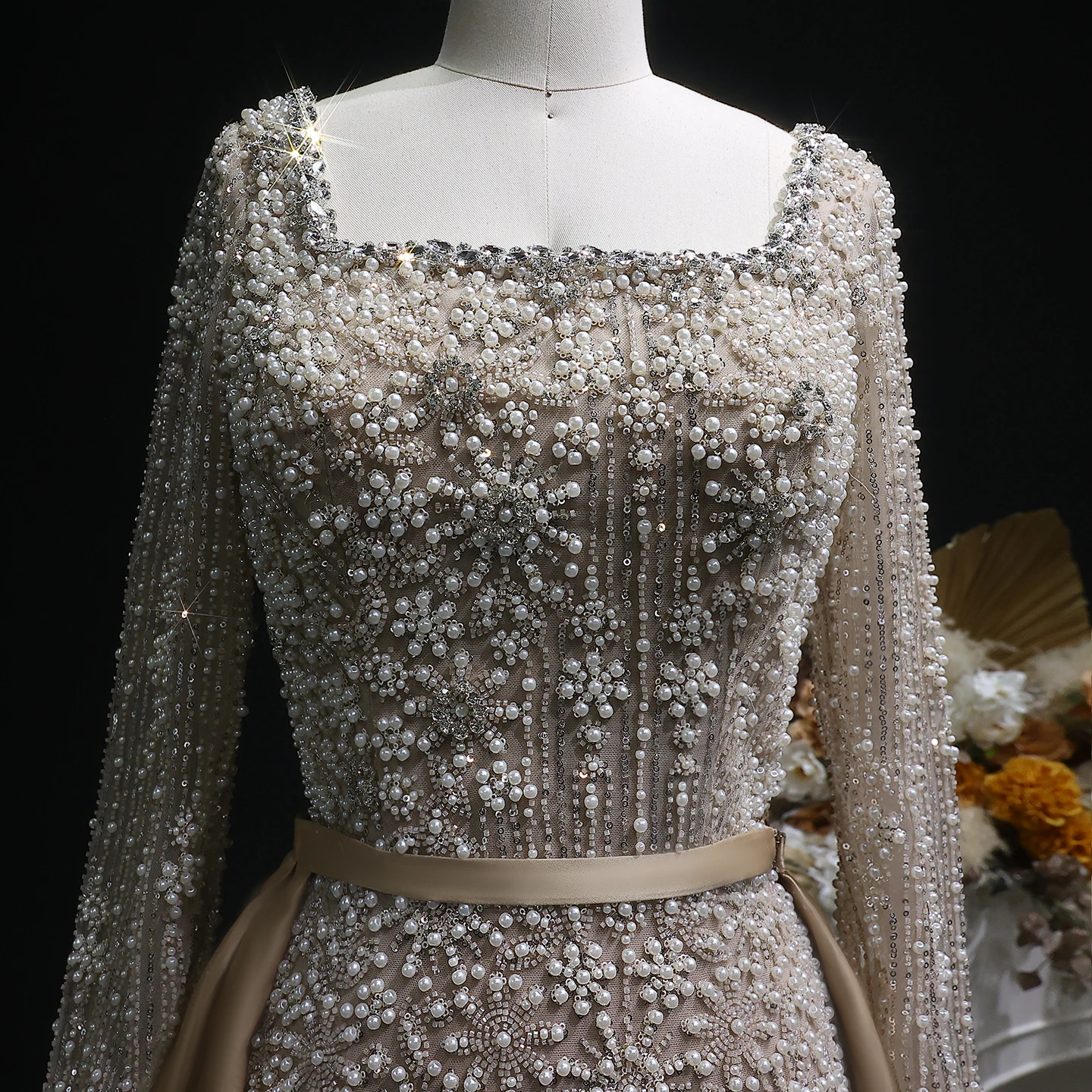 Sharon Said Champagner Meerjungfrauen-Abendkleid mit langen Ärmeln, Überrock, Perlenbesatz, Arabian Nights Ballkleid, formelles Kleid SS119, maßgeschneidert – Detail 18
