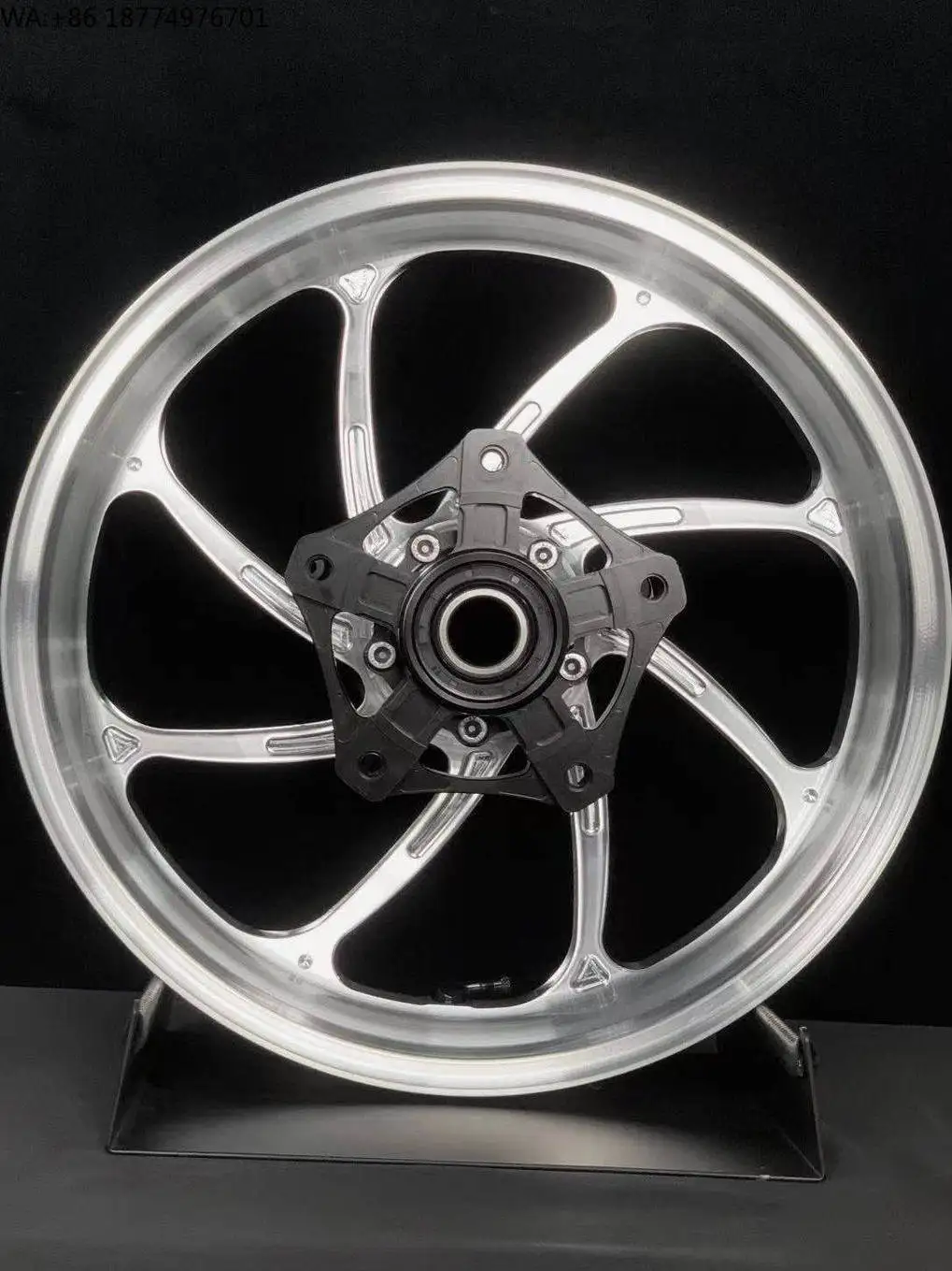 

Suitable for Yanaha TMAX 530 560 Forged Wheel Hubs CNC Machined 6061-T6 Aluminum Racing Performance Modified Scooter Parts Wheel