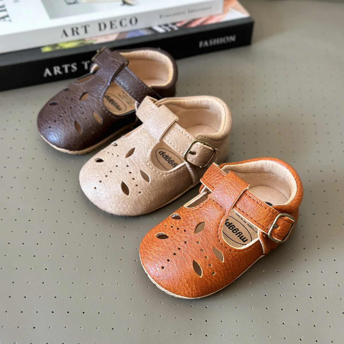 Baby Boys Girls Shoes Infant Leather suola in gomma antiscivolo Toddler First Walkers scarpe da culla neonata principessa