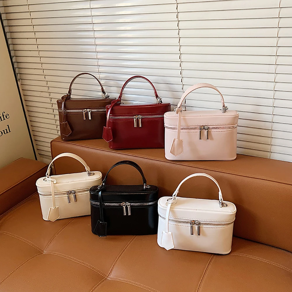 حقيبة يد نسائية جديدة لعام 202 - مراجعة Luxury Bags Jacquemus وسعره